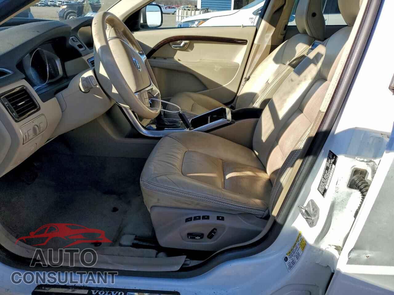 VOLVO XC70 2014 - YV4940BZ7E1178784