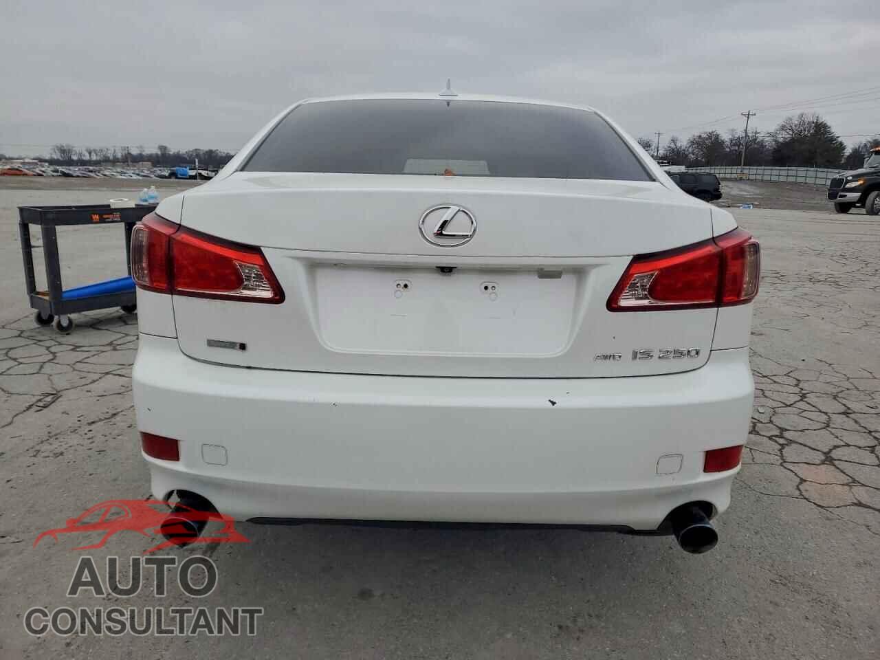 LEXUS IS 2013 - JTHCF5C26D5062838
