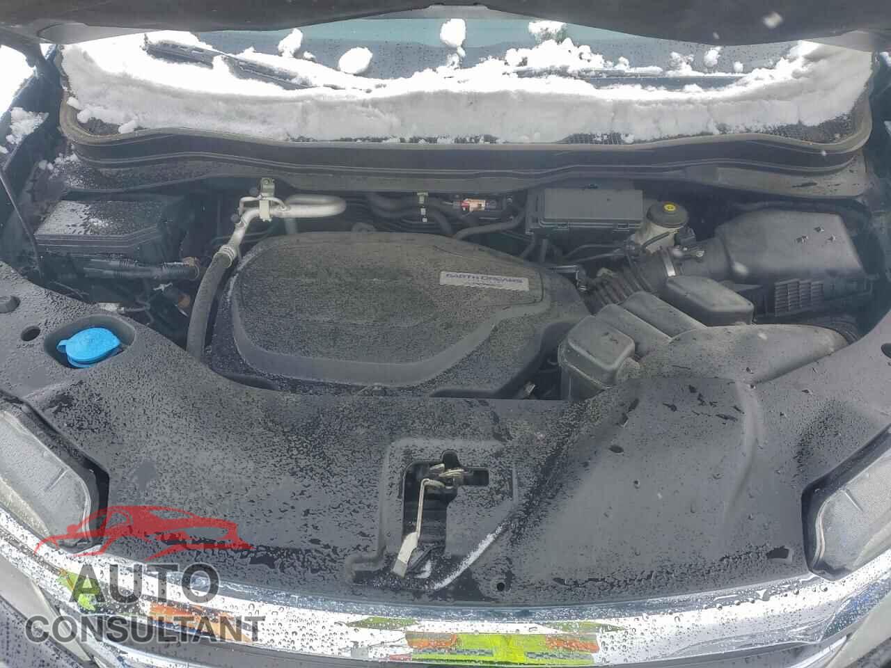 HONDA PILOT 2017 - 5FNYF6H35HB008028