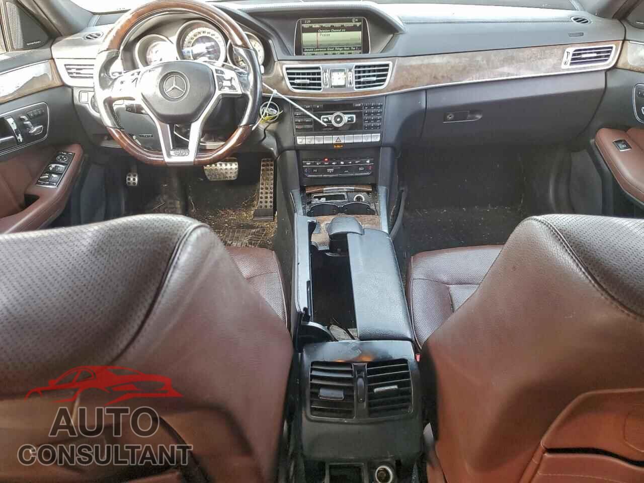 MERCEDES-BENZ E-CLASS 2015 - WDDHF6HB0FB155676