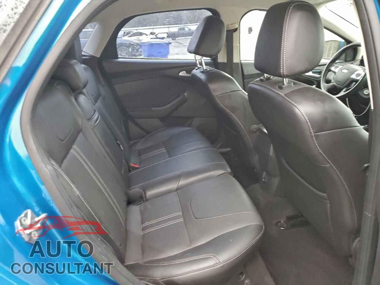 FORD FOCUS 2012 - 1FAHP3M26CL462888