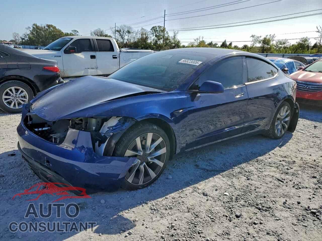 TESLA MODEL 3 2024 - 5YJ3E1EA0RF751023