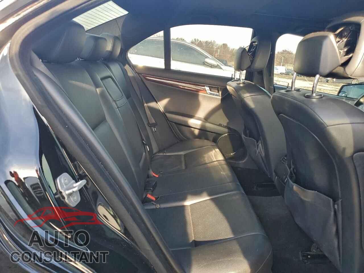 MERCEDES-BENZ C-CLASS 2010 - WDDGF8BB5AR087357