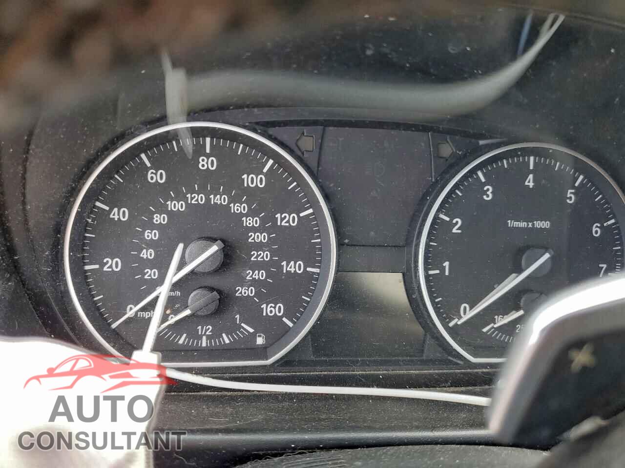 BMW 1 SERIES 2011 - WBAUN7C51BVM24423