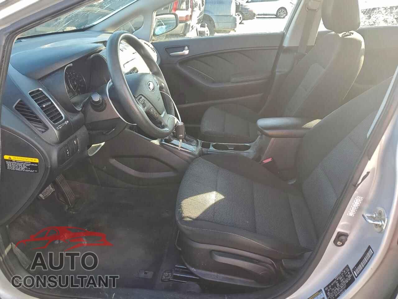 KIA FORTE 2017 - 3KPFK4A78HE013377