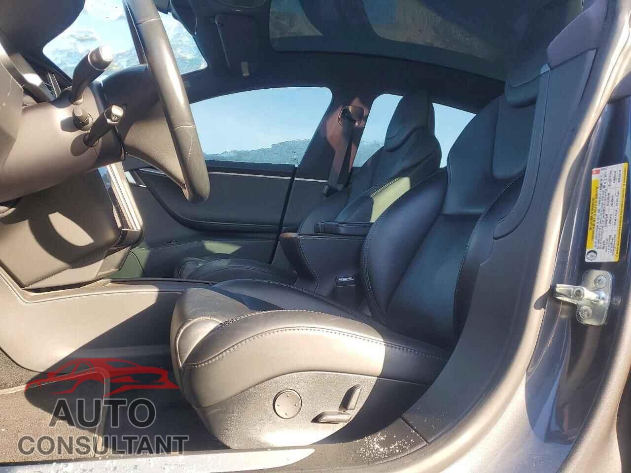 TESLA MODEL S 2019 - 5YJSA1E45KF332527
