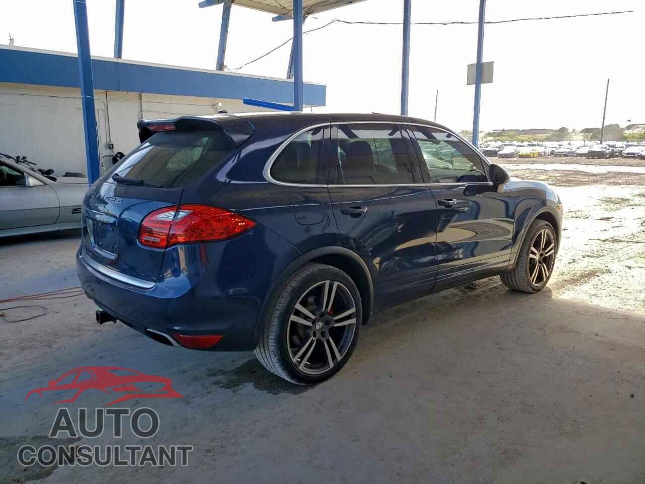 PORSCHE CAYENNE 2012 - WP1AA2A26CLA11759