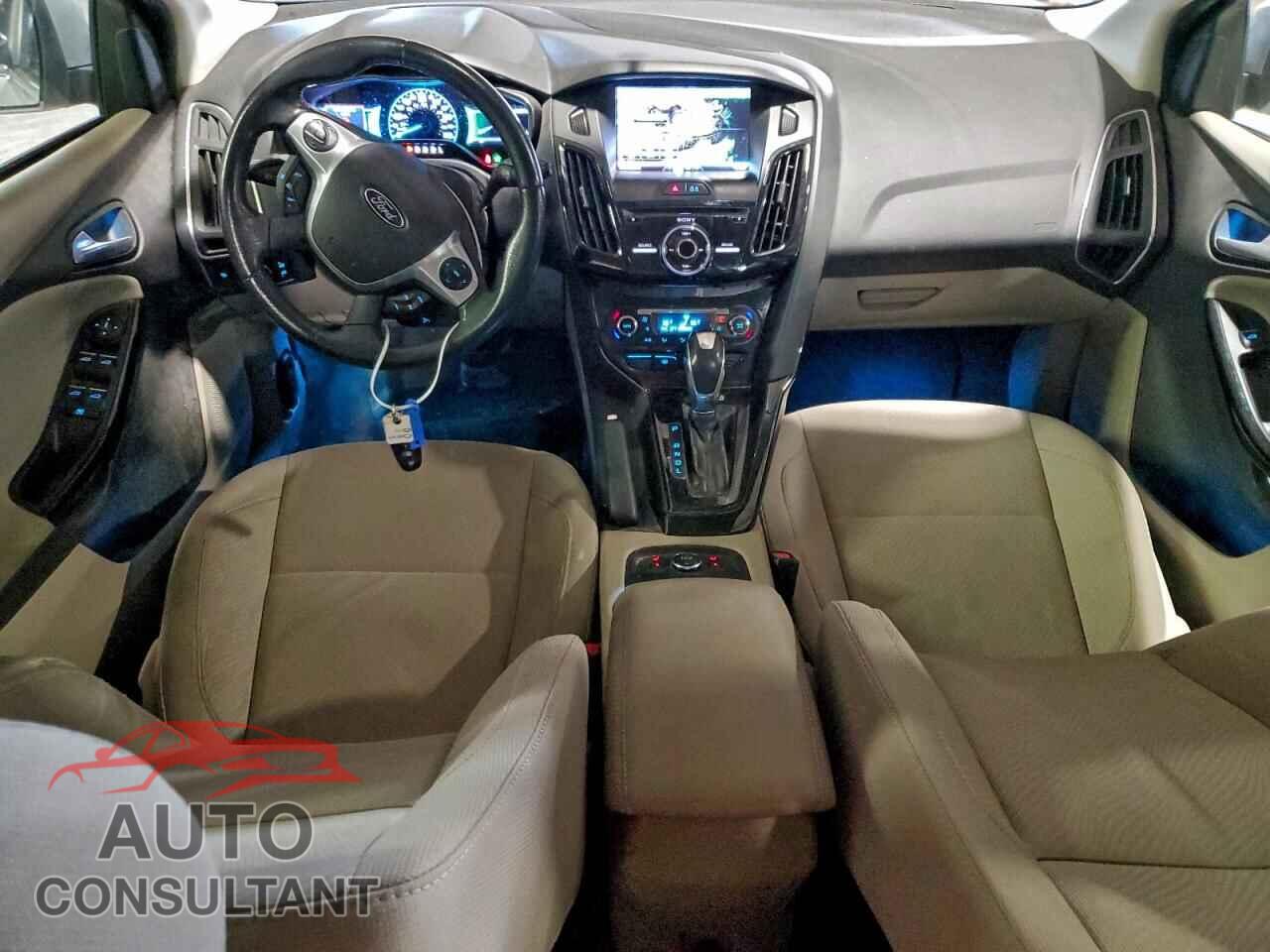 FORD FOCUS 2014 - 1FADP3R42EL205237