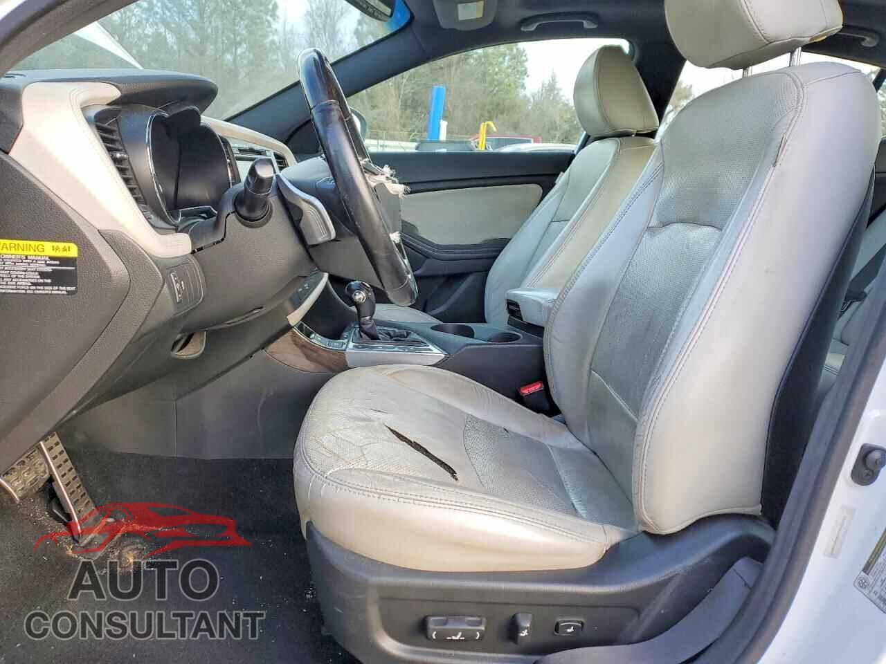 KIA OPTIMA 2013 - 5XXGR4A63DG202897