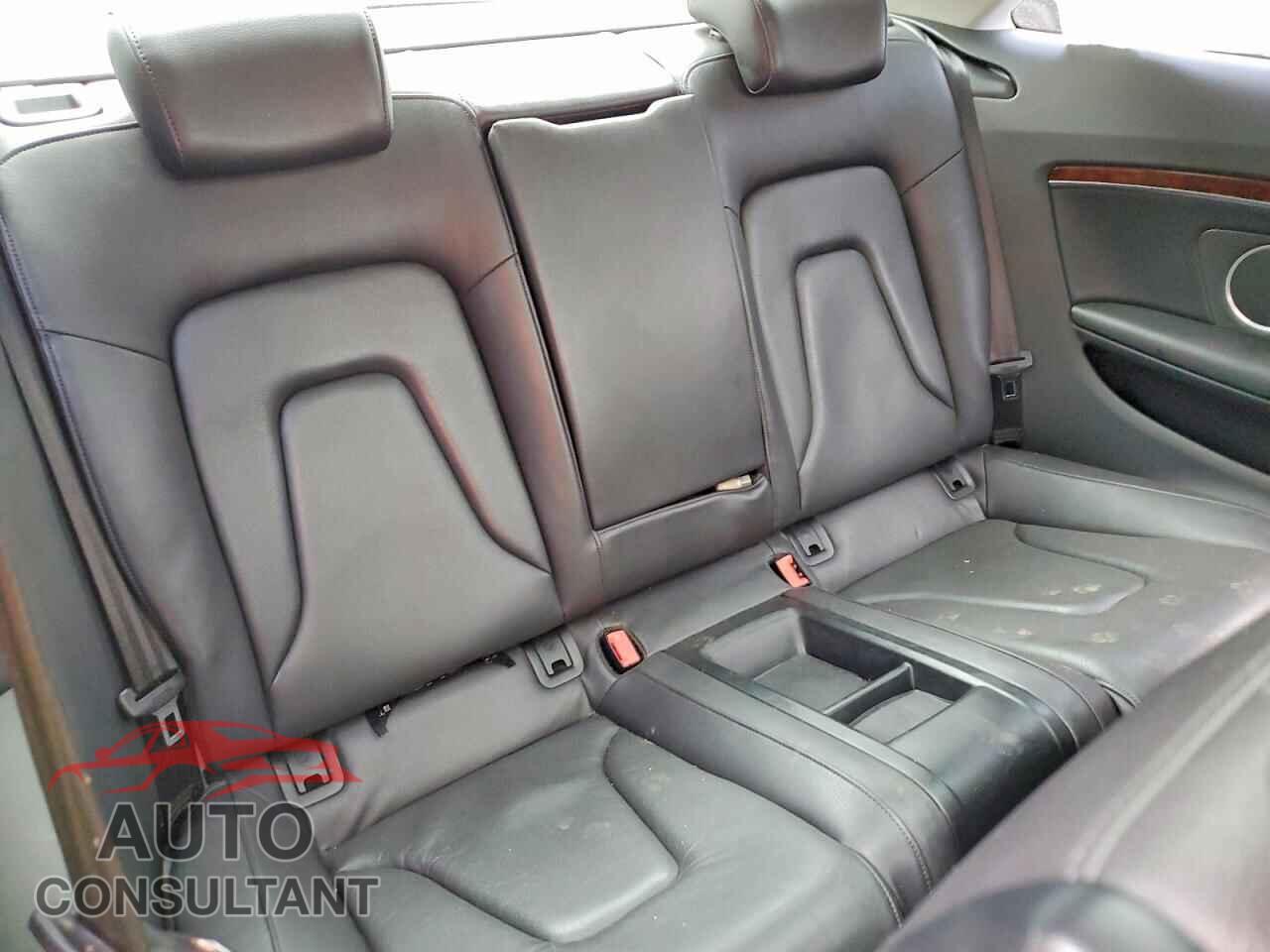 AUDI A5 2012 - WAULFAFR8CA004879