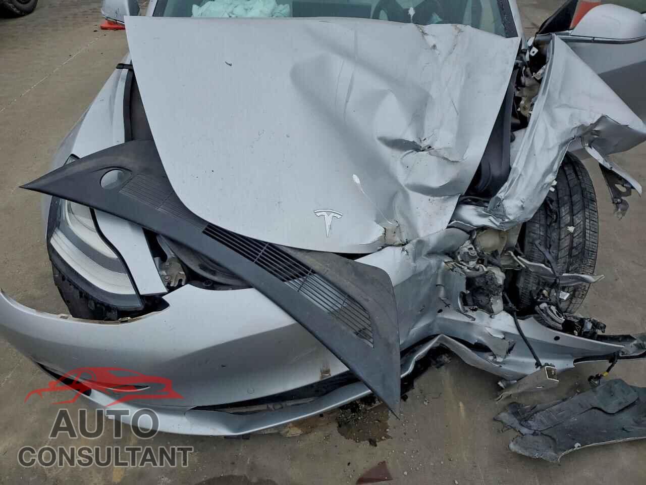 TESLA MODEL 3 2018 - 5YJ3E1EB2JF097302
