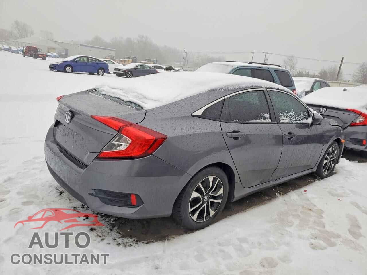 HONDA CIVIC 2018 - 19XFC2F55JE011469