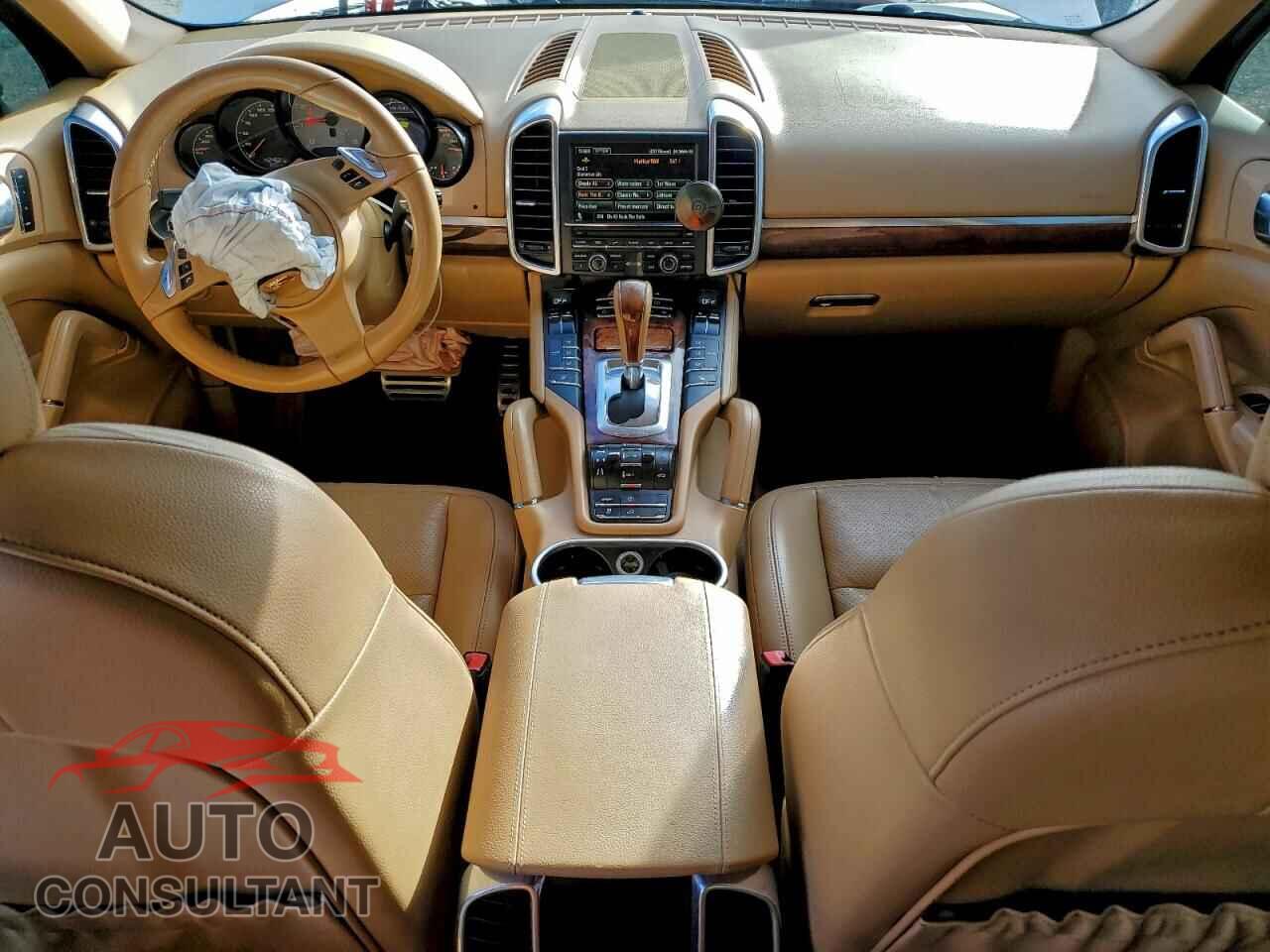 PORSCHE CAYENNE 2011 - WP1AB2A2XBLA47630