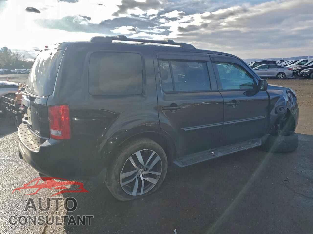 HONDA PILOT 2013 - 5FNYF4H57DB025252