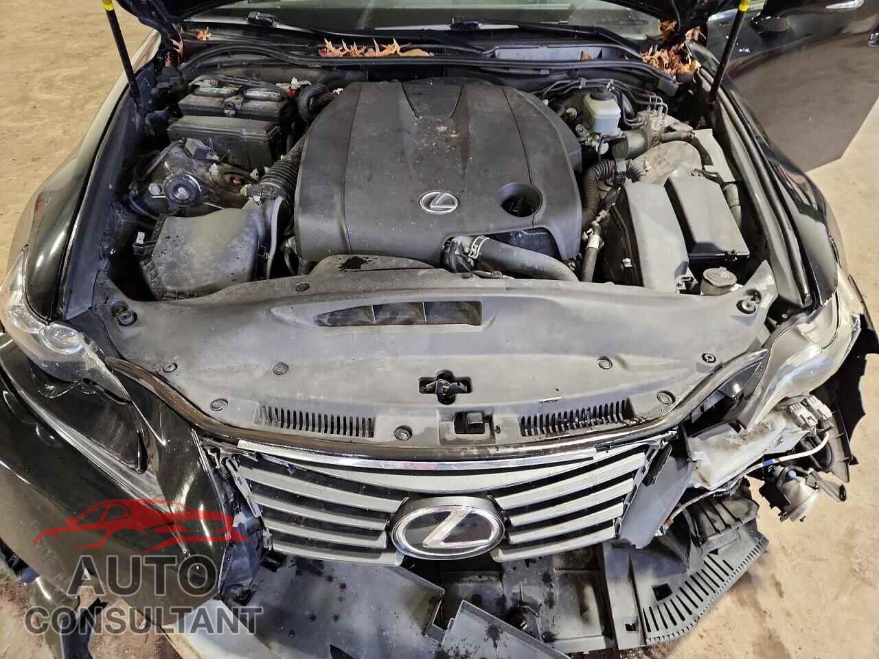 LEXUS IS 2014 - JTHCF1D2XE5006393