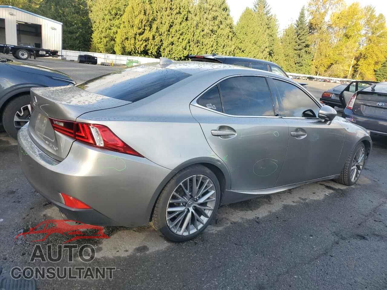 LEXUS IS 2014 - JTHCF1D21E5000658