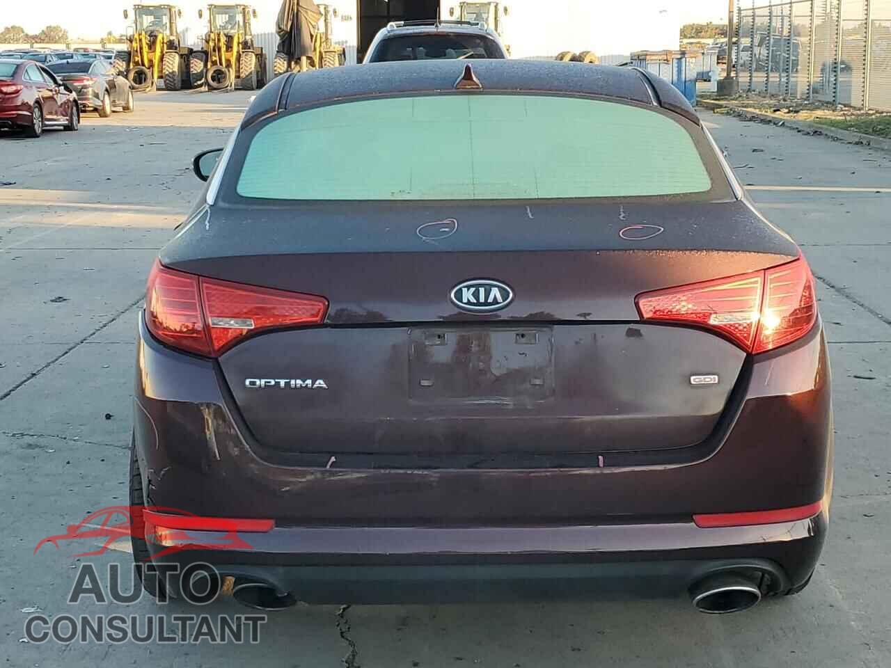KIA OPTIMA 2011 - KNAGM4A72B5118656