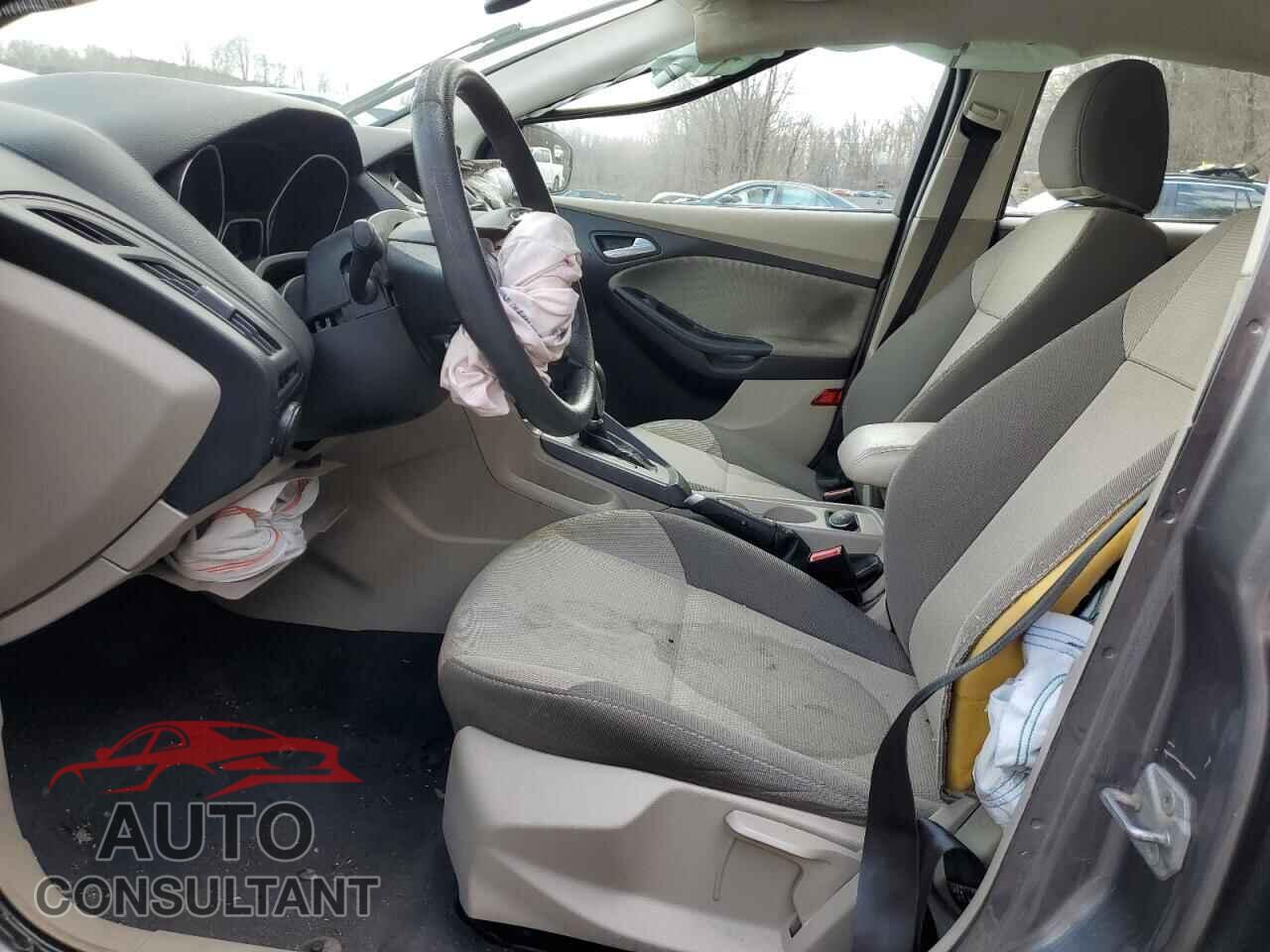 FORD FOCUS 2014 - 1FADP3F2XEL231927