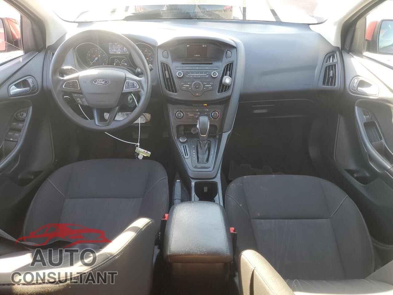 FORD FOCUS 2017 - 1FADP3K27HL208230