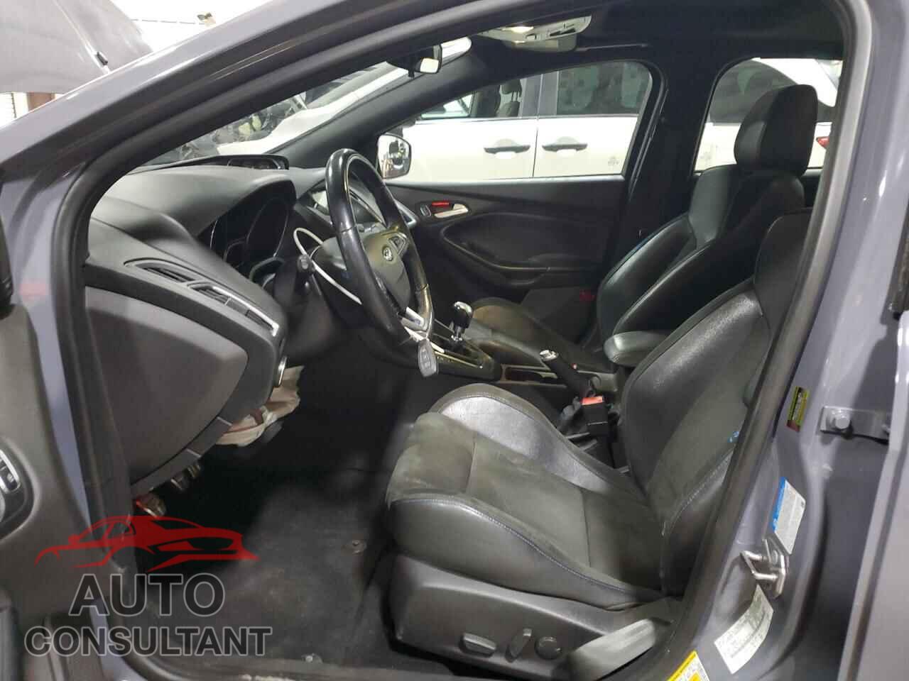 FORD FOCUS 2017 - WF0DP3TH4H4122748