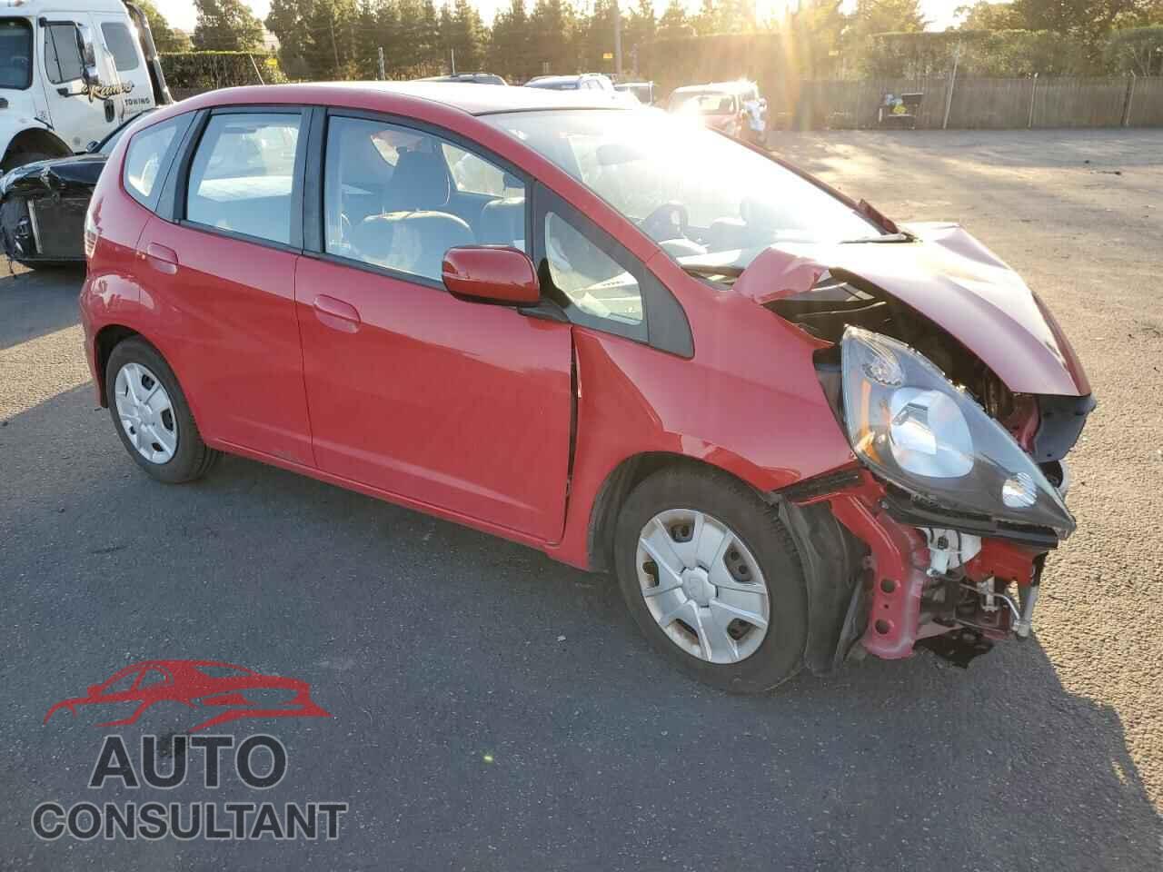HONDA FIT 2013 - JHMGE8H38DC080809