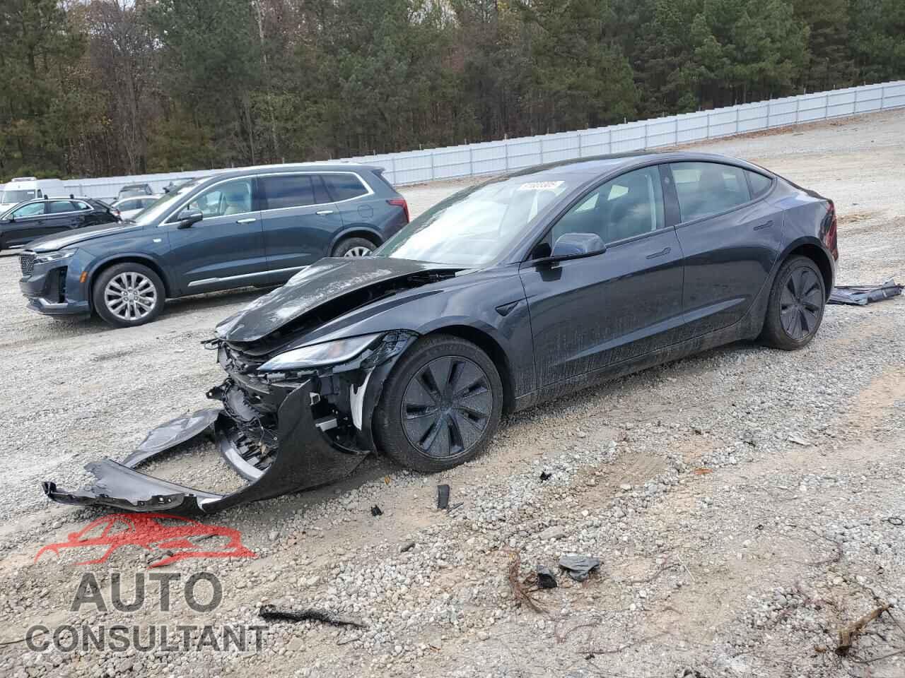 TESLA MODEL 3 2025 - 5YJ3E1EA2SF923767