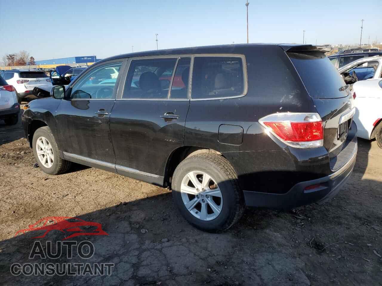 TOYOTA HIGHLANDER 2013 - 5TDBK3EH8DS229306