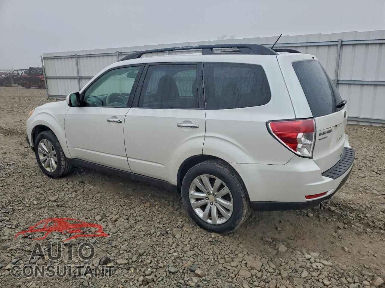 SUBARU FORESTER 2011 - JF2SHBFC1BH768669
