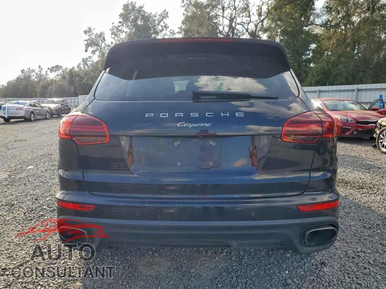 PORSCHE CAYENNE 2017 - WP1AA2A20HKA88043