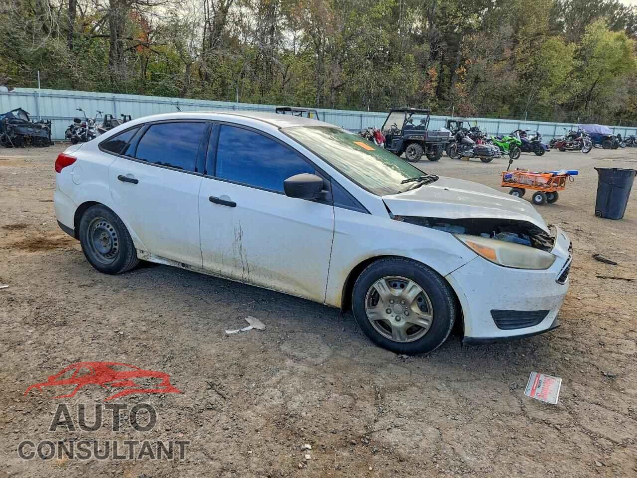 FORD FOCUS 2016 - 1FADP3E28GL256894