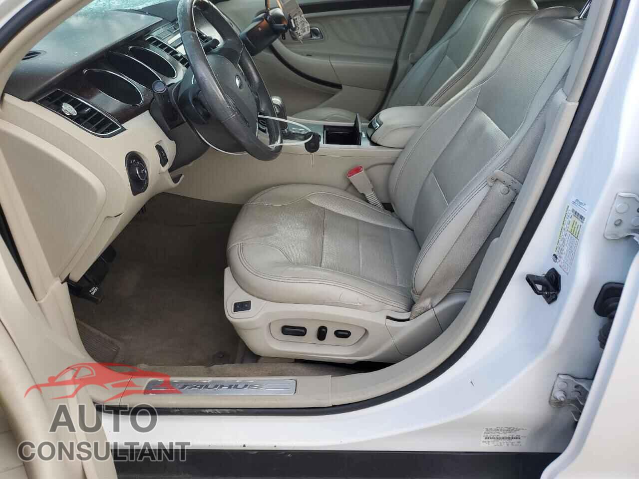 FORD TAURUS 2012 - 1FAHP2FW7CG134883