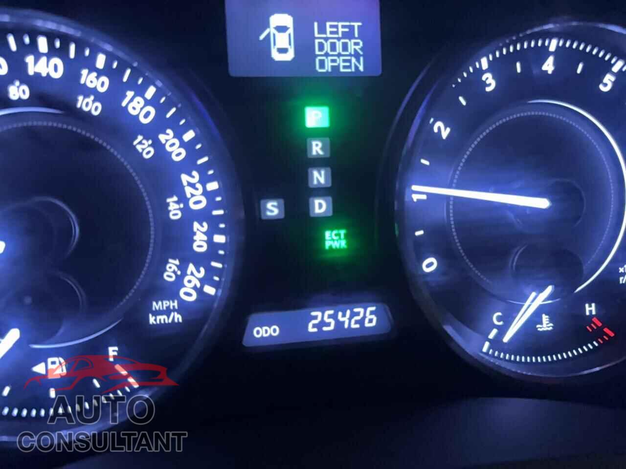 LEXUS IS 2015 - JTHFF2C24F2531960