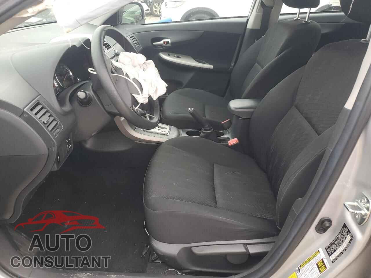 TOYOTA COROLLA 2011 - 2T1BU4EE0BC648682