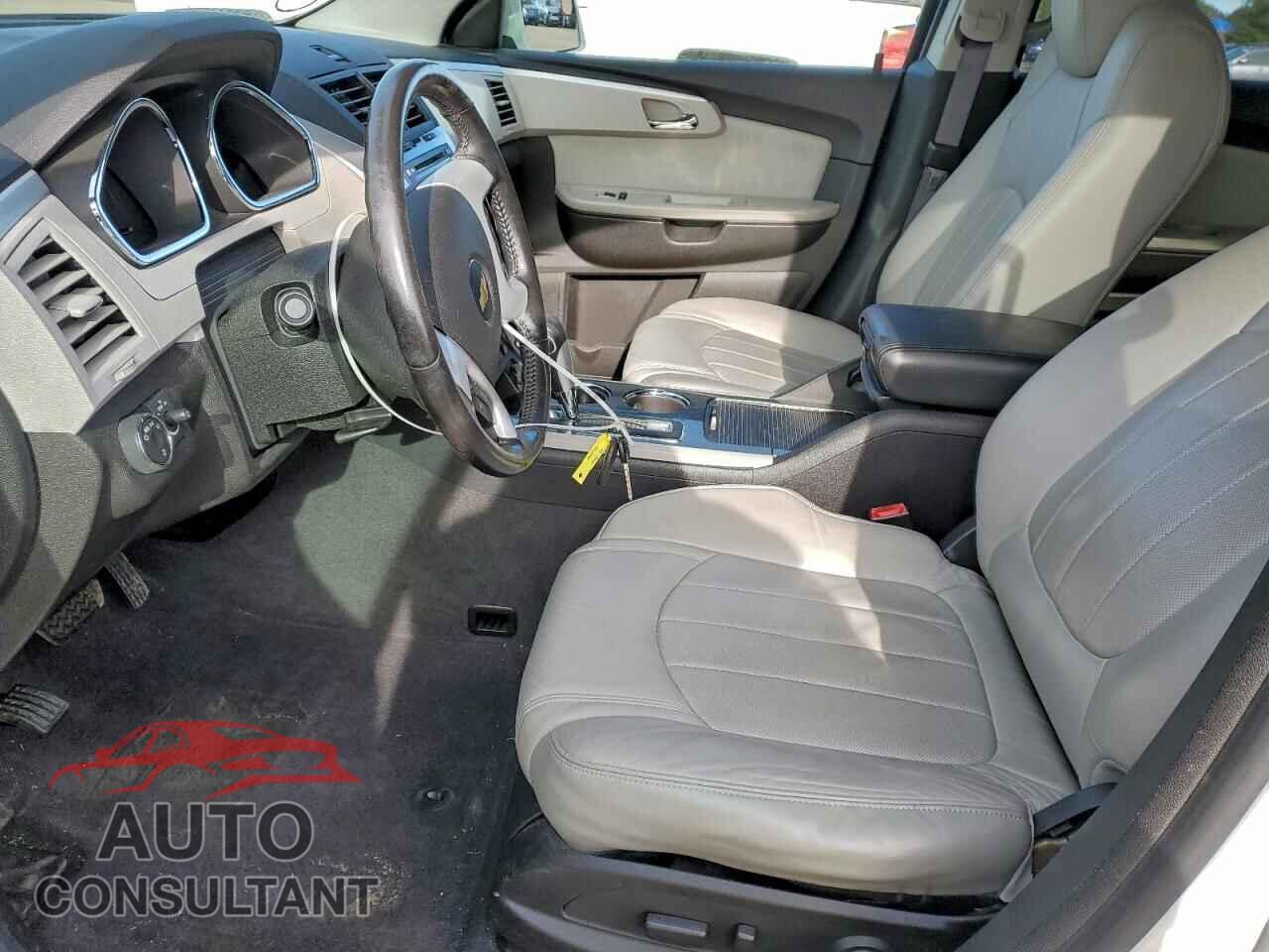 CHEVROLET TRAVERSE 2012 - 1GNKVLED7CJ323538
