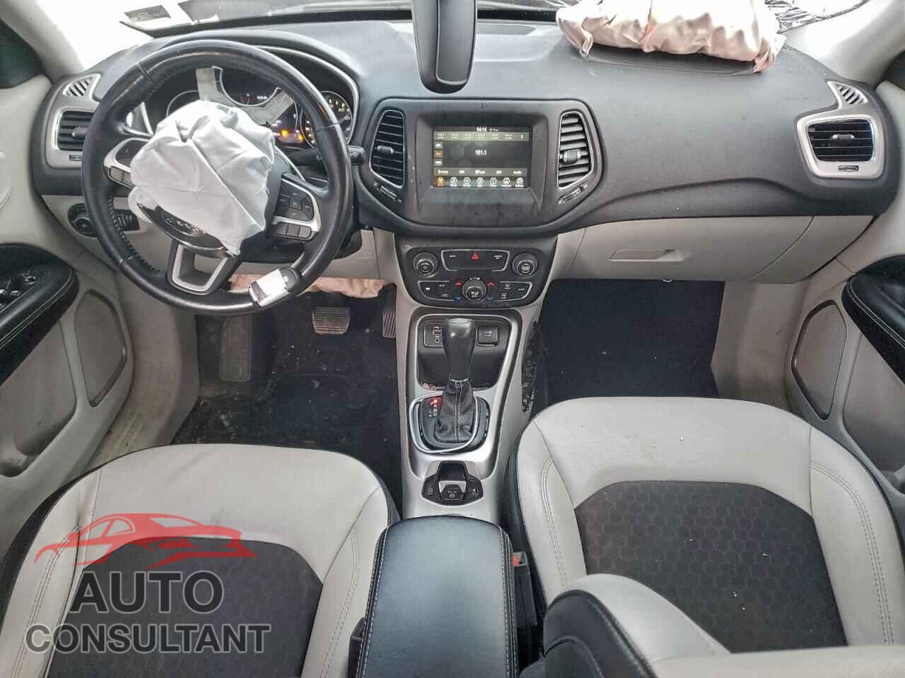 JEEP COMPASS 2019 - 3C4NJCBB2KT615254