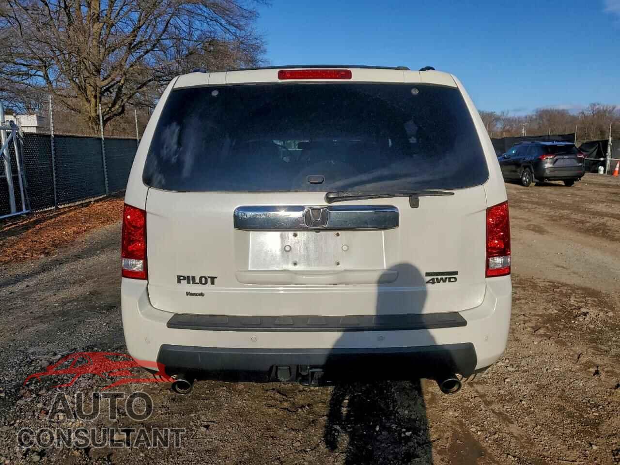 HONDA PILOT 2011 - 5FNYF4H93BB054778