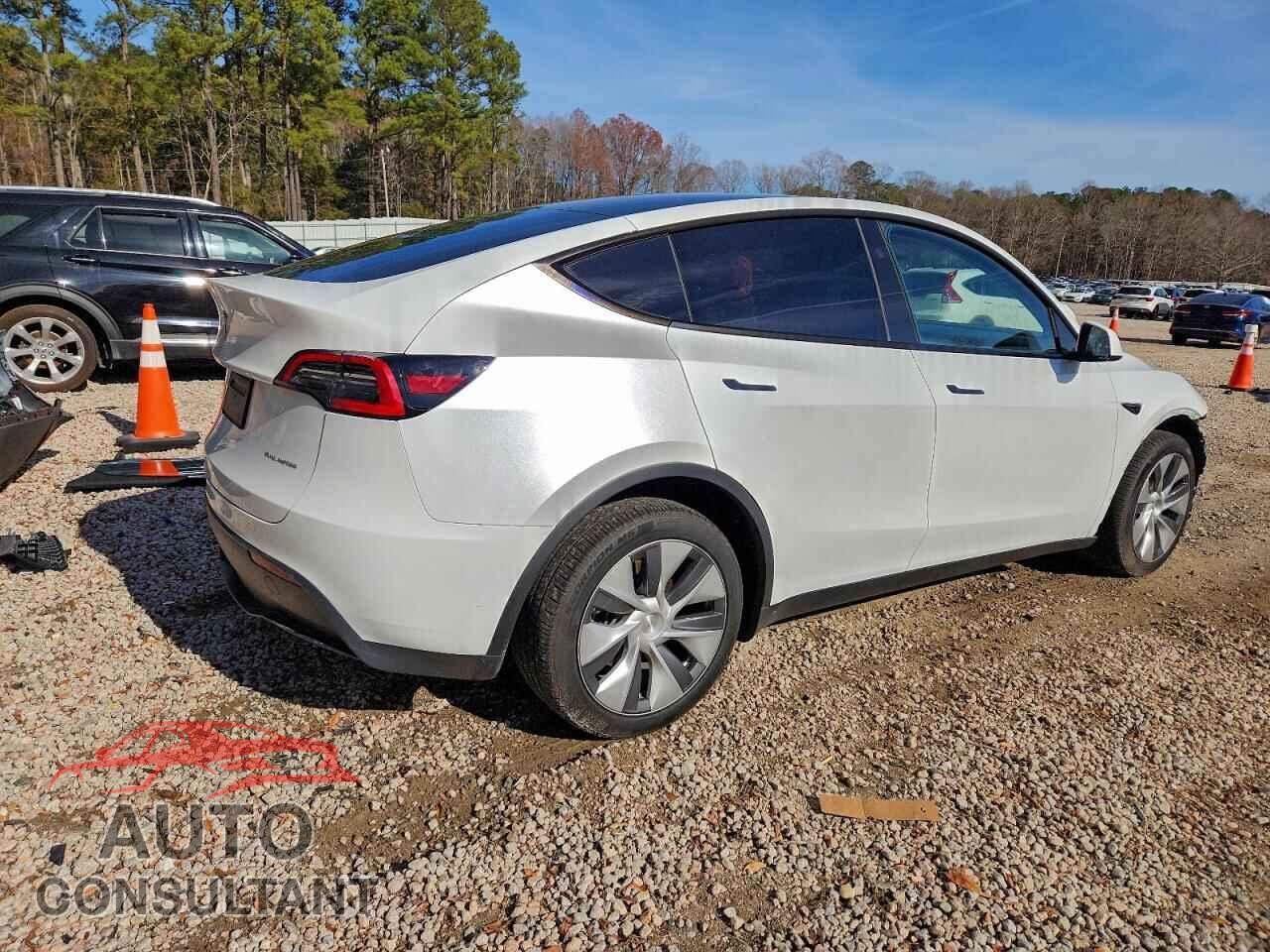 TESLA MODEL Y 2023 - 7SAYGDEE0PA197791