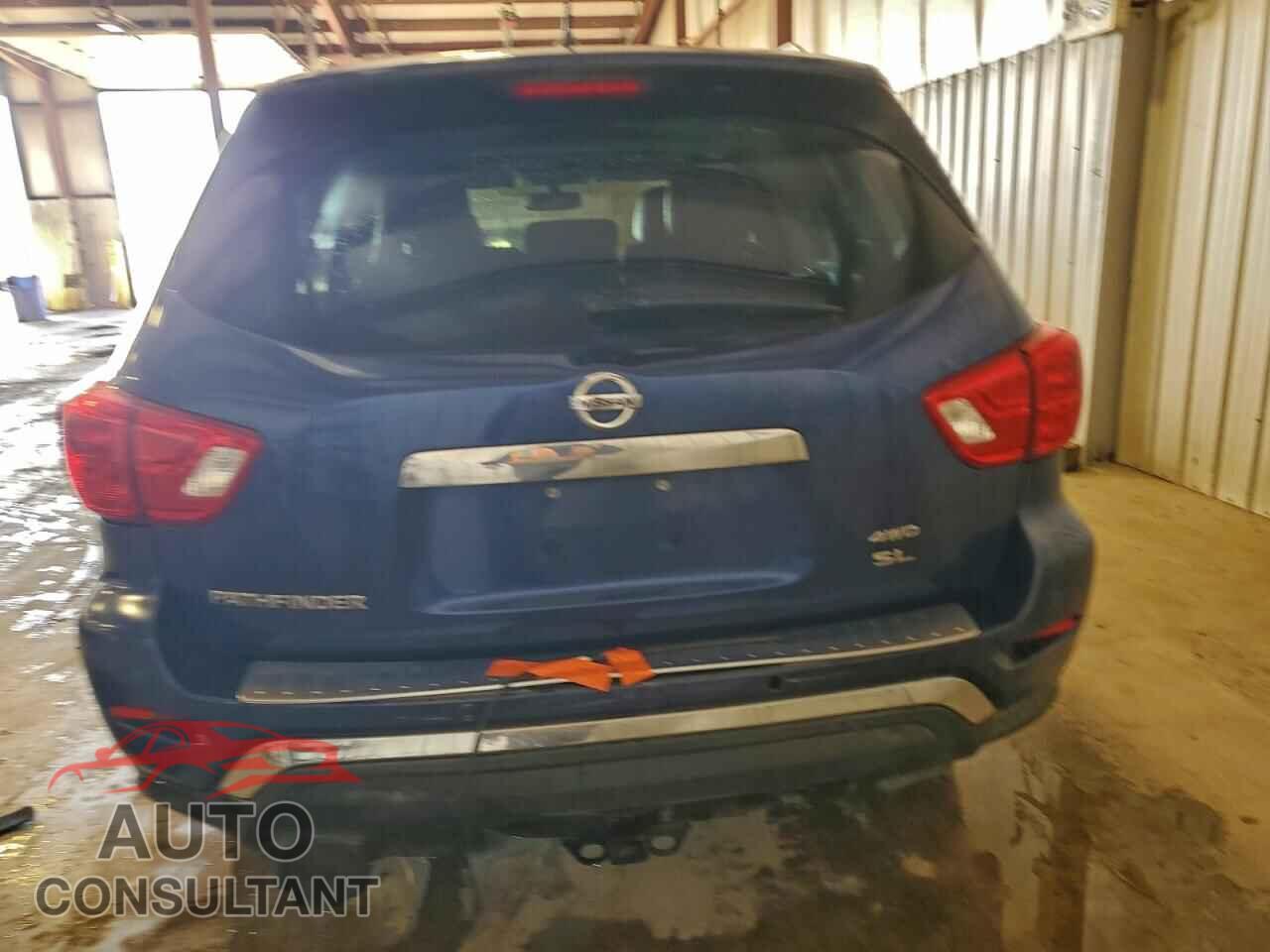 NISSAN PATHFINDER 2017 - 5N1DR2MM4HC612868