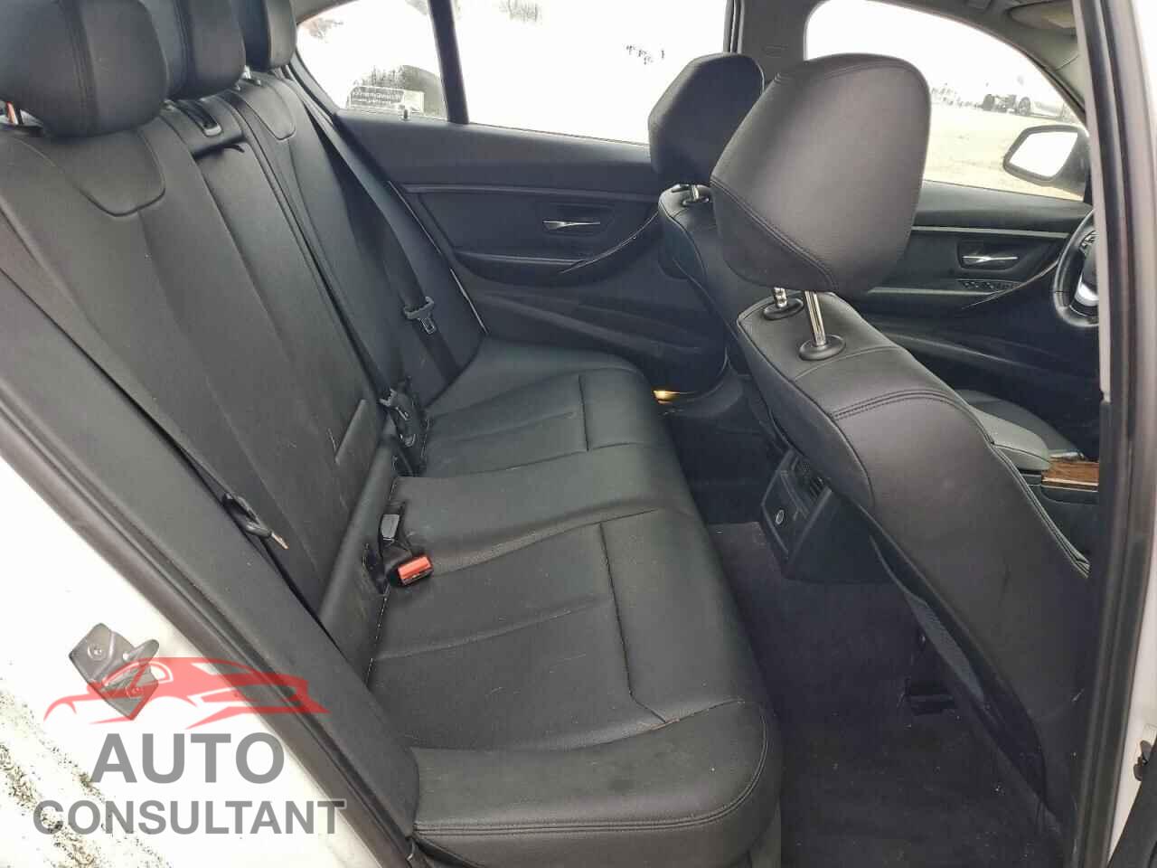 BMW 3 SERIES 2014 - WBA3C1C56EK108990