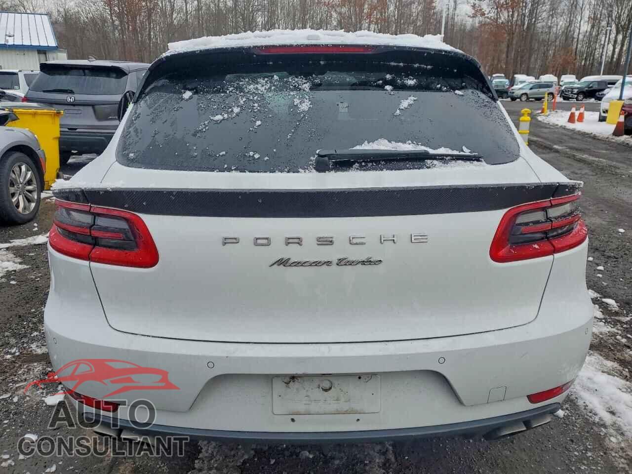 PORSCHE MACAN 2017 - WP1AF2A57HLB62032