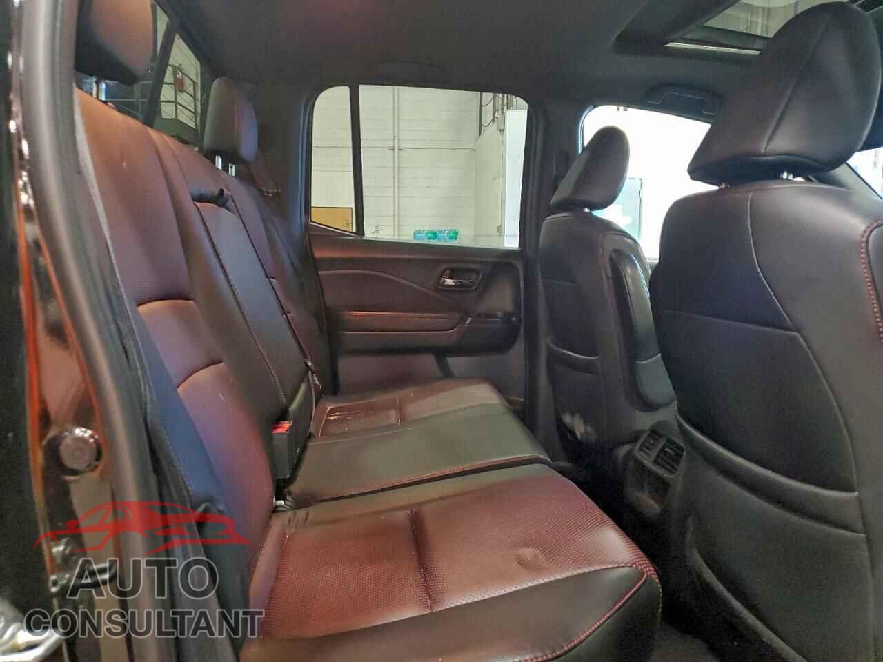 HONDA RIDGELINE 2017 - 5FPYK3F86HB030622