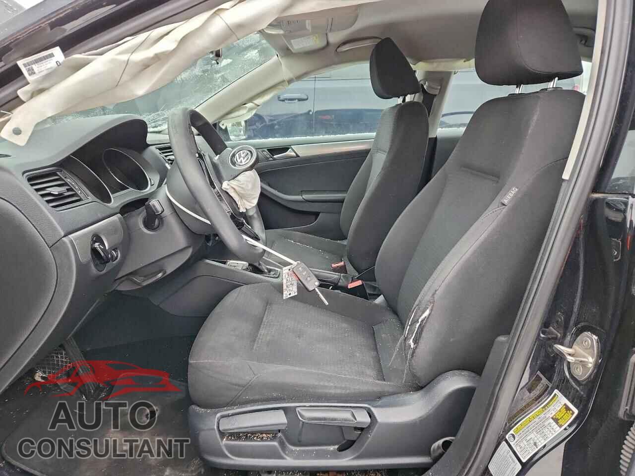 VOLKSWAGEN JETTA 2017 - 3VW2B7AJ6HM287613