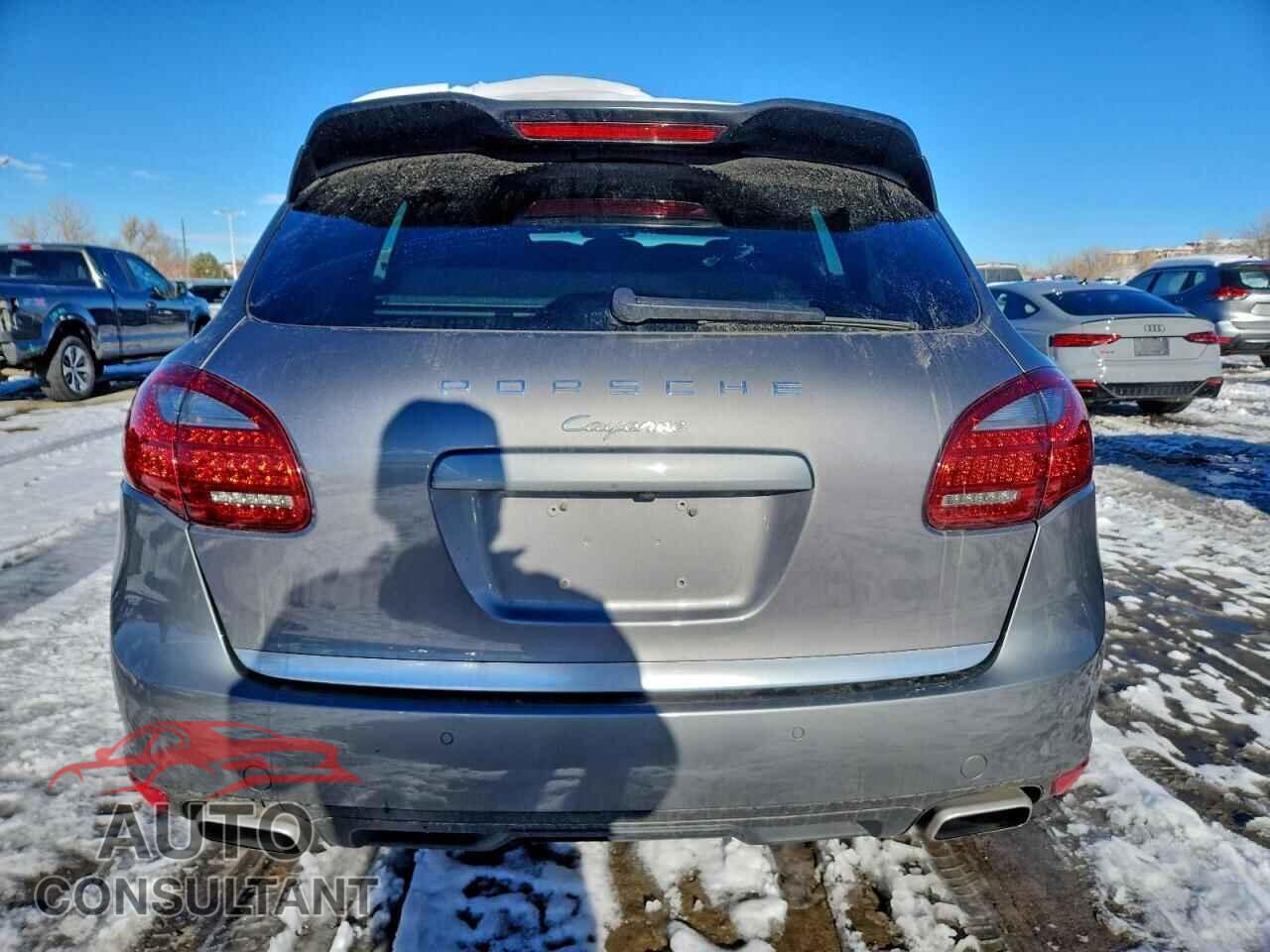 PORSCHE CAYENNE 2012 - WP1AA2A20CLA10039