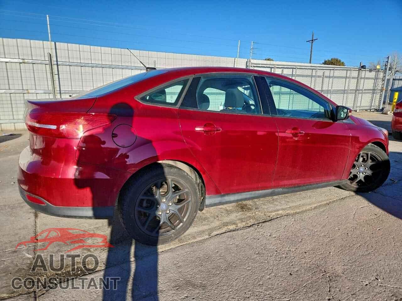 FORD FOCUS 2016 - 1FADP3FE1GL377615
