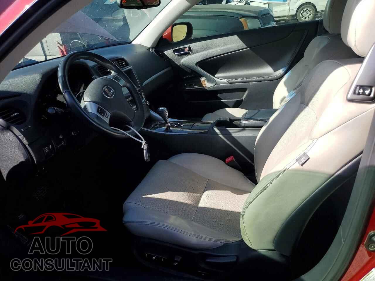 LEXUS IS 2015 - JTHFF2C26F2532298