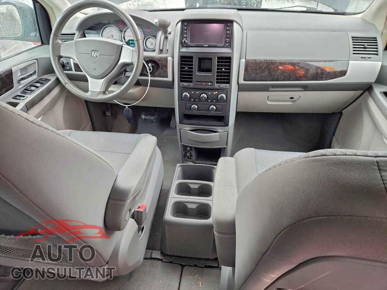 DODGE CARAVAN 2010 - 2D4RN5D16AR218561