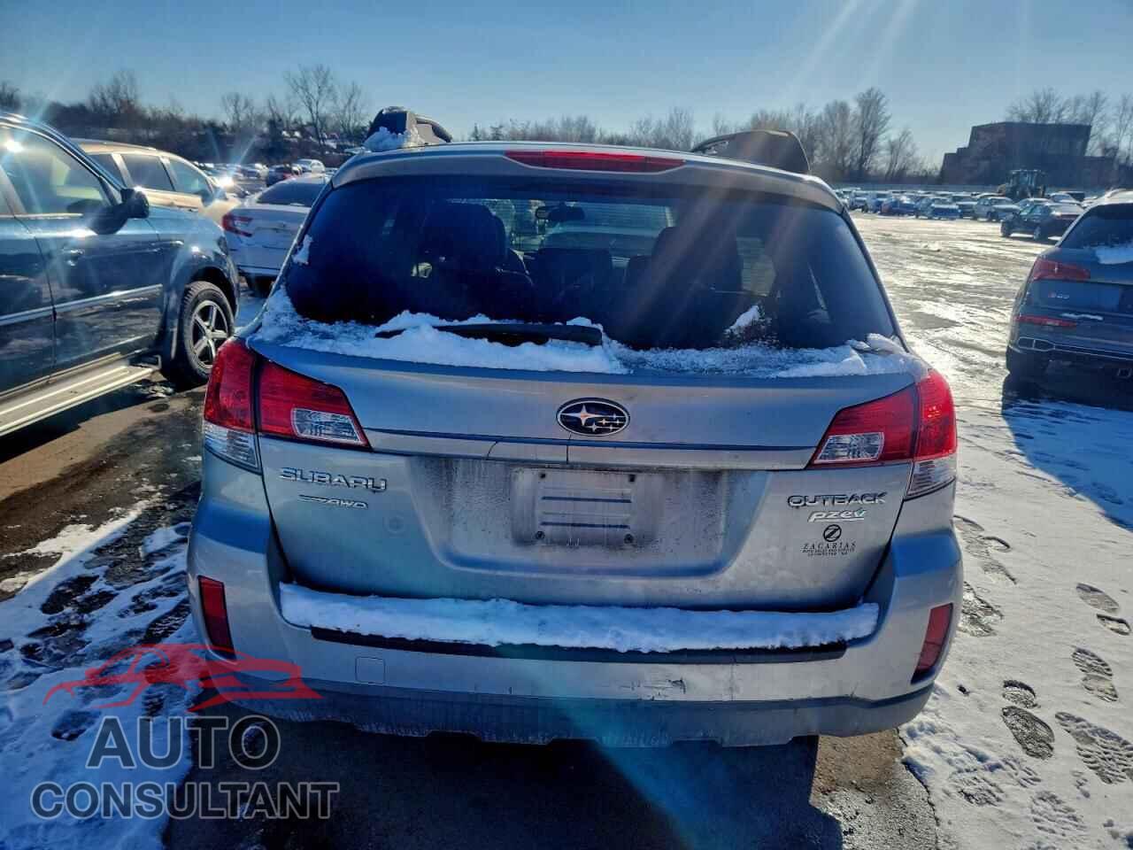 SUBARU OUTBACK 2010 - 4S4BRBKC8A3320602