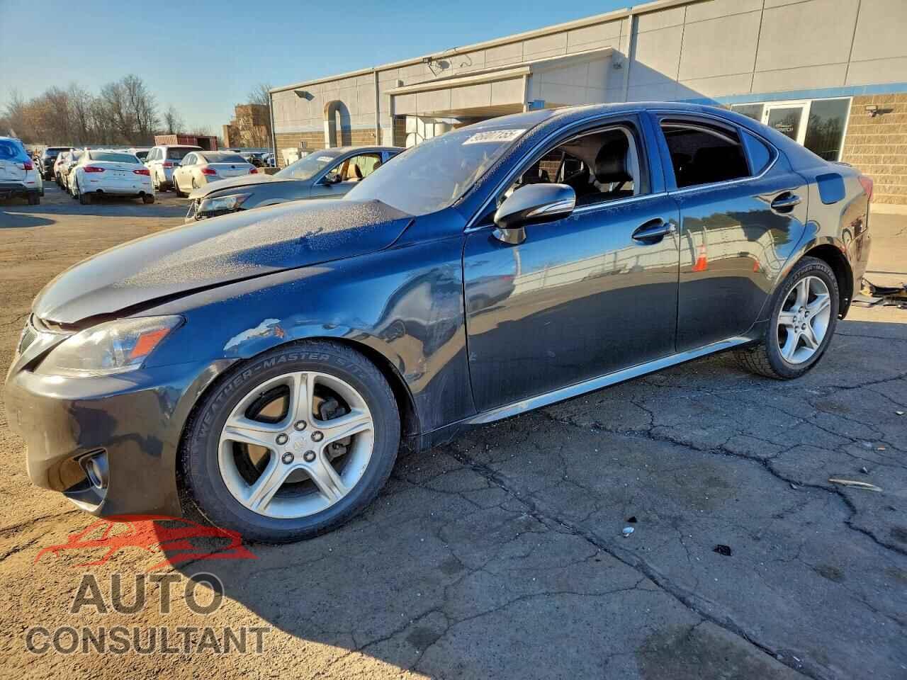 LEXUS IS 2011 - JTHCF5C29B5046758