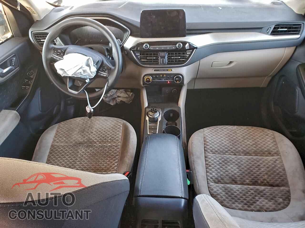 FORD ESCAPE 2020 - 1FMCU0G69LUA91533