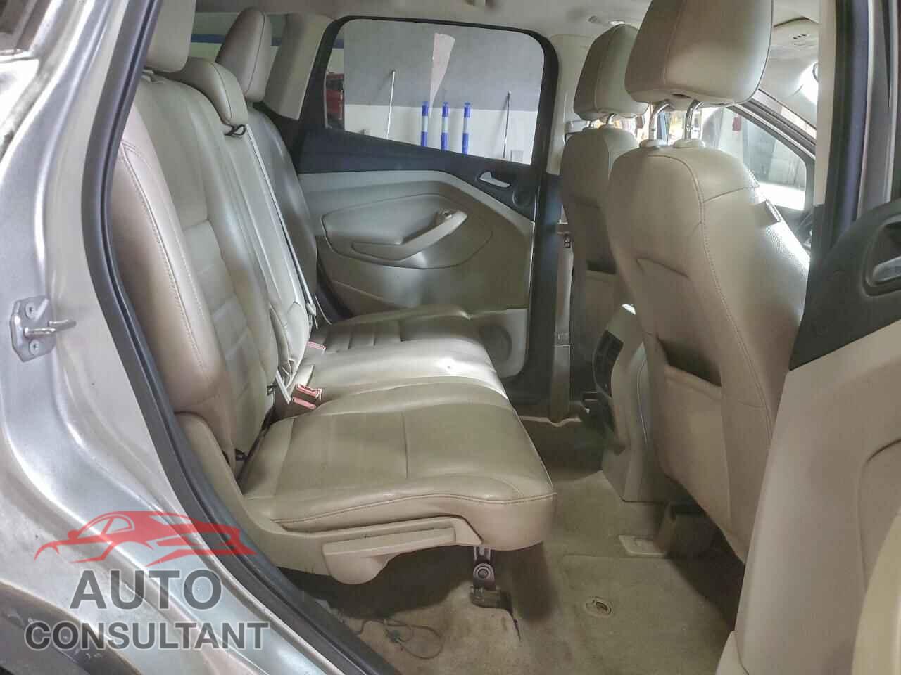FORD ESCAPE 2013 - 1FMCU0H95DUB61040